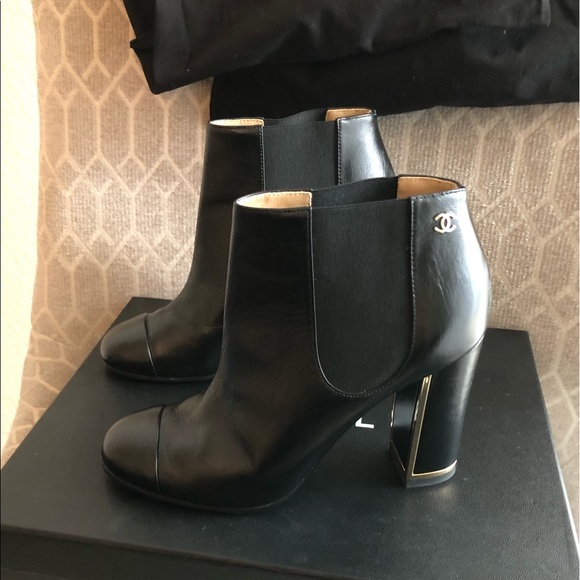 CHANEL Booties - Picture 5 of 8